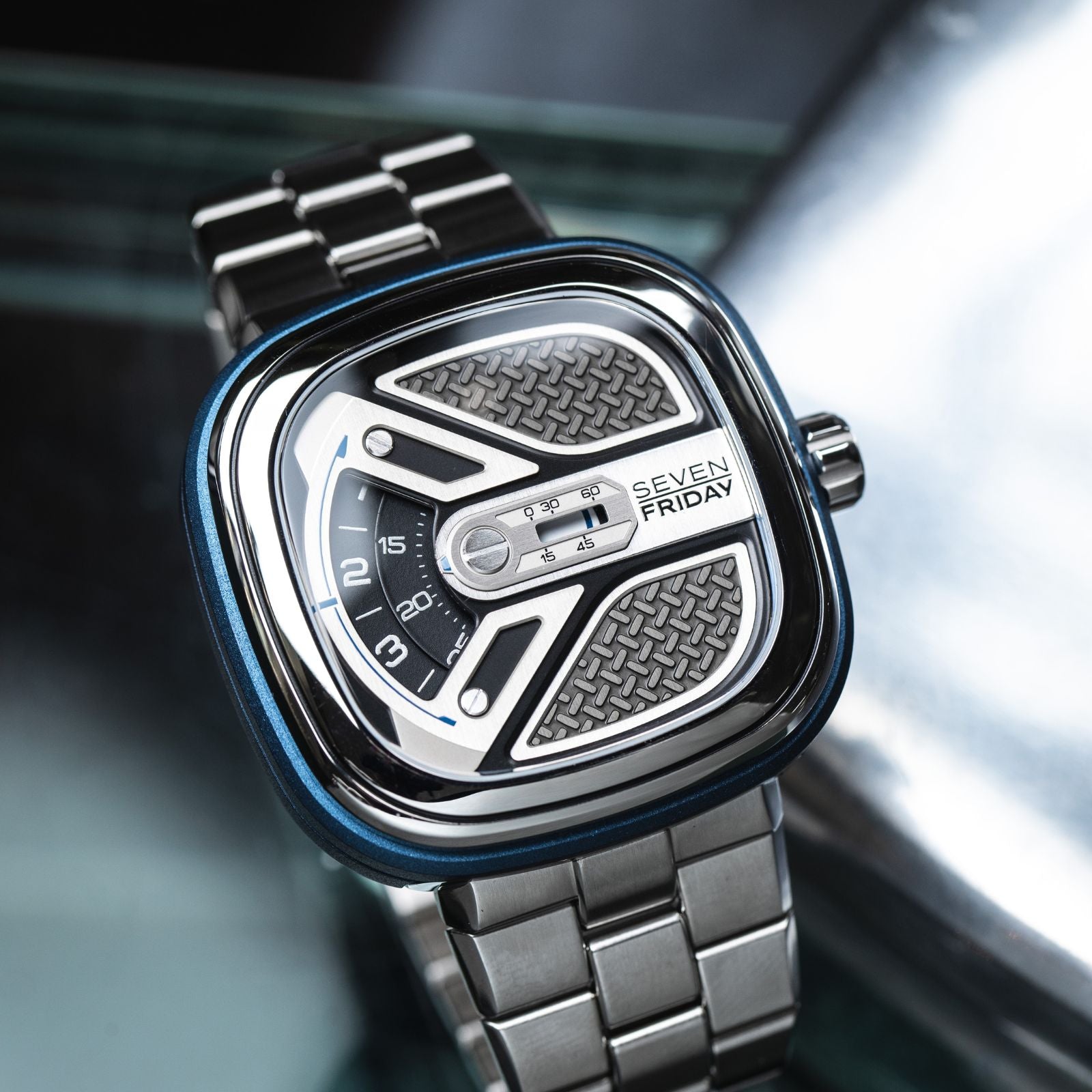 M1B/01M AKA "URBAN EXPLORER"